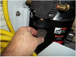 compressor_air-filter-remove.jpg