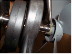 compressor_rebuild-remove-fan-clamp.jpg