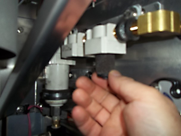 separator-af-housings-remove2